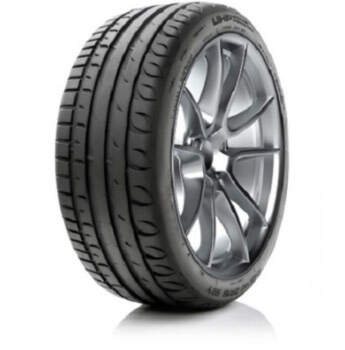 225/40R18 92W Kormoran Ultra High Performance