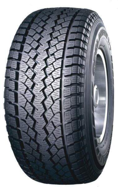 235/60R16 100T Yokohama G071