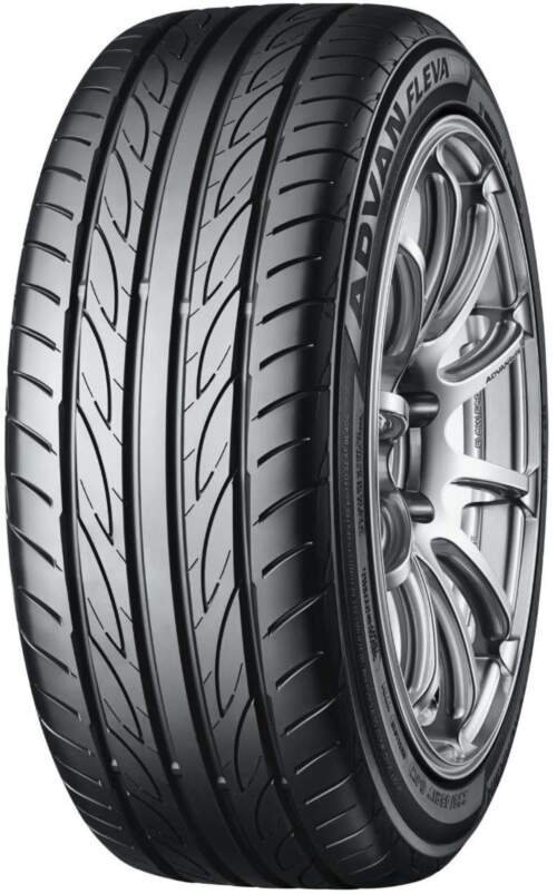 225/35R19 88W Yokohama ADVAN FLEVA V701