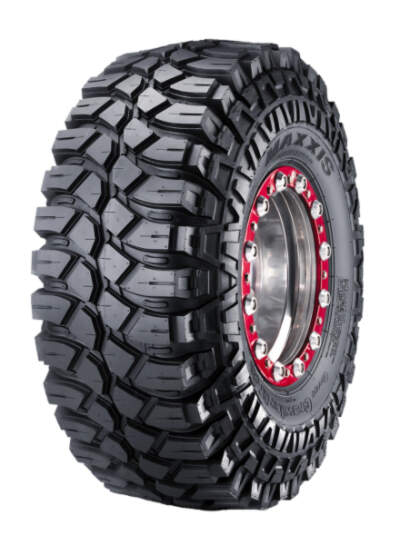 15/38R16 129K Maxxis M8090